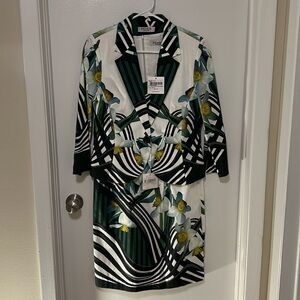 Ladies Edas 2pc Dress and matching jacket.